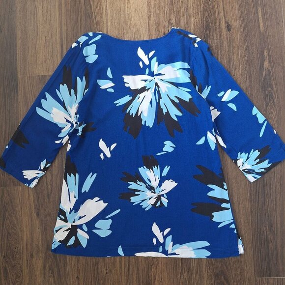 💙 Escapada Living Soft Floral Tunic Blouse Mother of Pearl Detail Size L 100% R - Picture 9 of 10